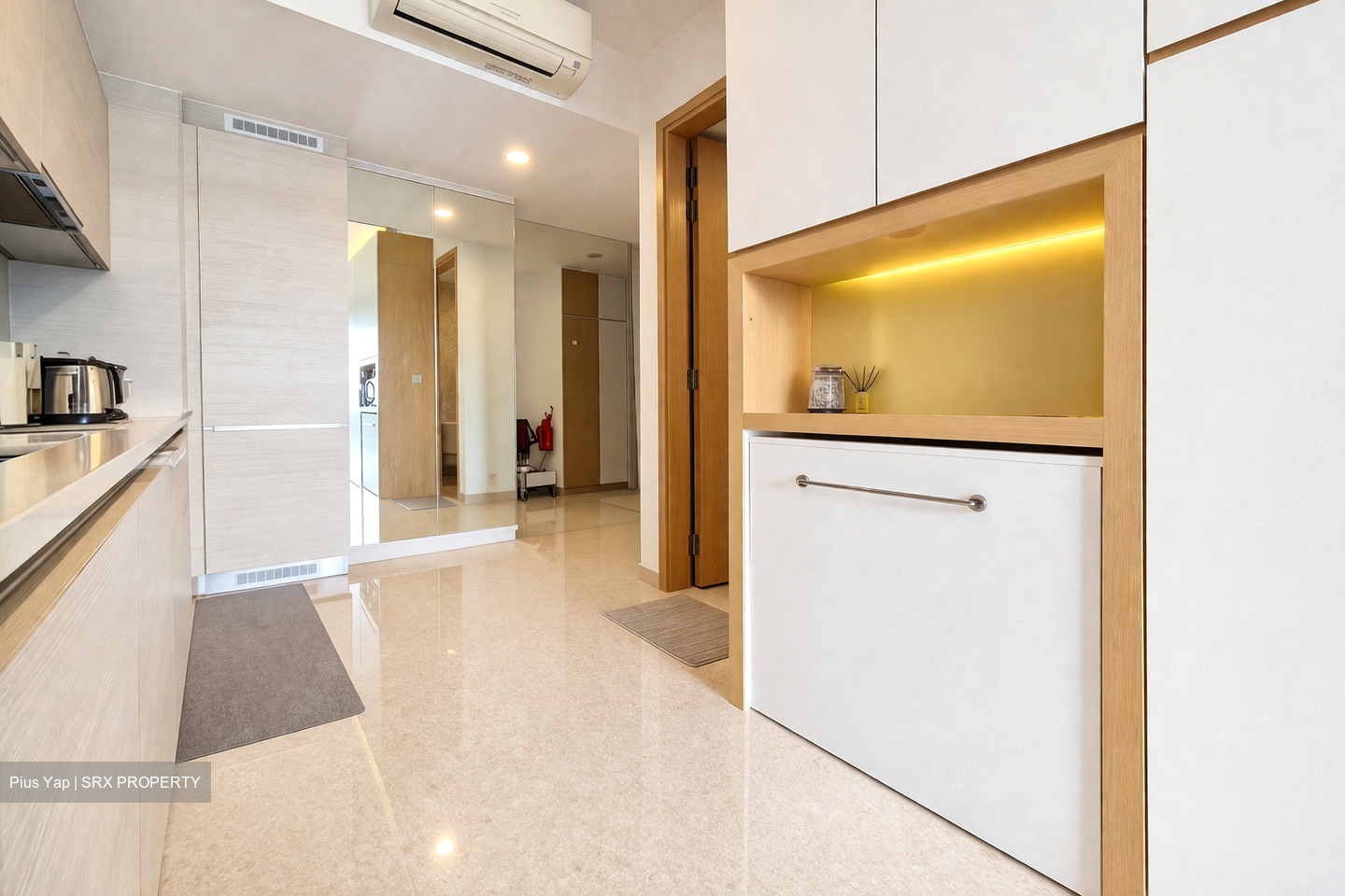 6 Derbyshire (D11), Condominium #538103151